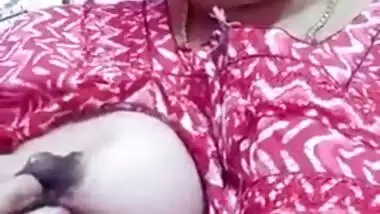 South Indian MILF milking her big boobs!!!