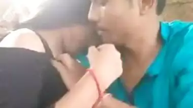 Desi lover very hot kiss