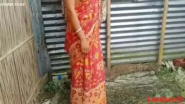 Indian Village Bhabhi Xxx Videos With Plumber Worker