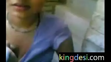 Desi girlfriend free porn video of showing boobs