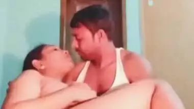 Bangladeshi Sexy Bhabi Fucking and Pussy Licking With Bangla Talk 3 New Clips Part 2
