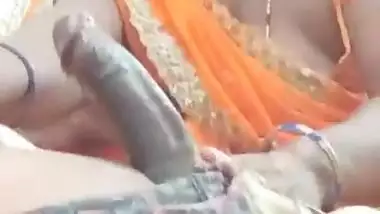 Paid Indian slut giving blowjob outdoors