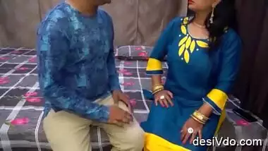 Padosi Bhabhi Fucked By Her Driver