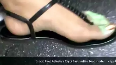 Indian Girl Foot job in the car xvids