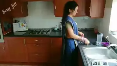 Sasur ne garbhwati banane ko bahu se Hindi mai chudai ki