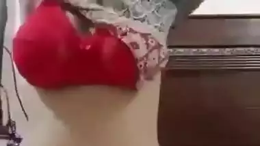 Extremely Hot Boss Showing Video