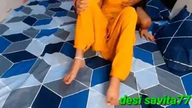 new indian women sex yellow suit