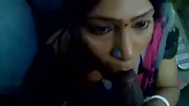 Tamil sex video of a gay sucking a dick in a train’s toilet