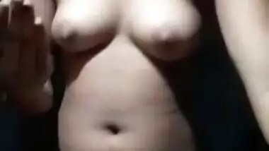 Sexy girl nude show