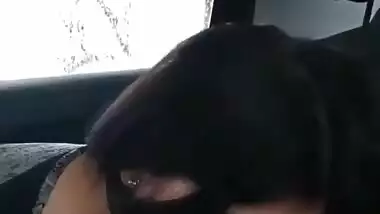 Desi Grl Sucking Boss Dik in Car