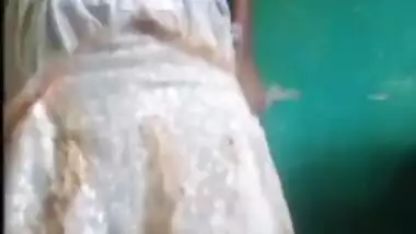 18 Age Girl Saree Changing Hot