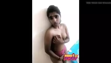 XXX Desi Babe Masturbating Rubbing Her Wet Pussy For Love