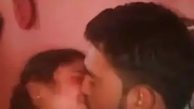 Hot Indian Lover Kissing and Fucking New MMS