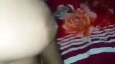 Desi girl poses nude in front of a mirror