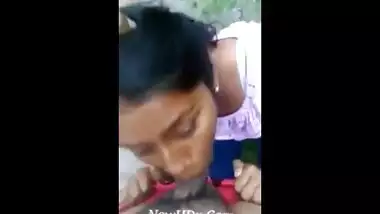 Desi sex movie of a legal age teenager hotty having outdoor pleasure with her horny bf