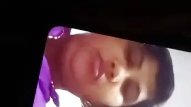 Bhabhi affair with lover exposed her boobs at desi49