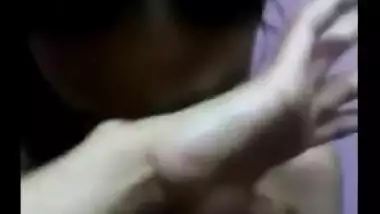 Cute Desi babe gets slammed by her boyfriend