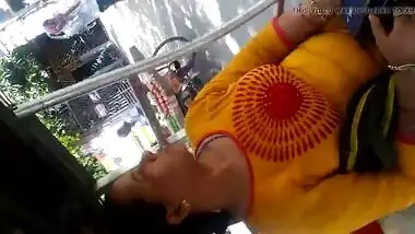 desi milf bouncing big boobs