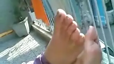 Delhi girl feet