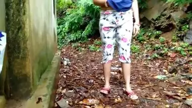 Outdoor Risky Public Fucking Wife Friend Near The Bridge