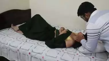 Indian Hot Sexy Bhabhi Fucked in Saree Sex Video Devar Bhabhi Role Play