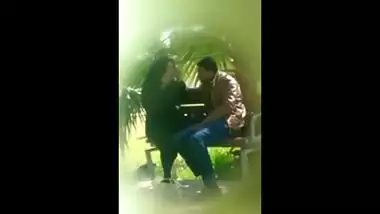 Hidden cam Muslim bhabhi’s desi outdoor blowjob