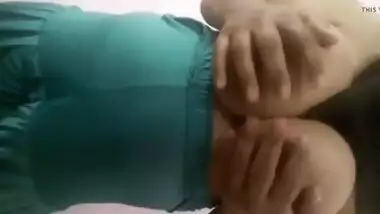 Huge boobs mallu Aunty showing to boy friend 1