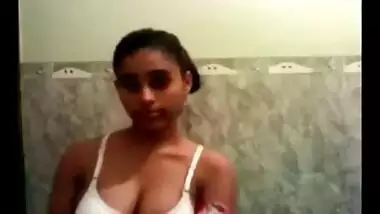 Teen Desi gets naked and goes to shower for wet XXX show of her sex parts