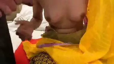 Ahmedabad bhabhi first time unconditional love and sex with hubby’s friend