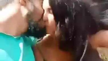 Cute Desi girl sex with her boyfriend in the outdoor