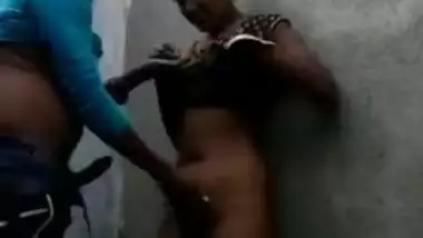 Indian Sex XXX ! Desi village lover outdoor romance