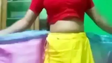 Beautiful Bengali girl saree striptease show