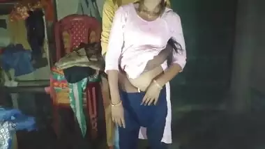 Bengali Bhabi Riya Ko Sosural Ja Ke Choda With Audio