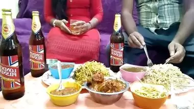 The Mistress Made Special Food For The Sahib And While Eating Food She Kissed The Pussy - Hindi With Sexy Voice