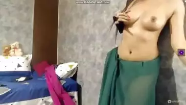 Bp Chodi Choda Peli Pela - Strip chat indian hottie rosy curvy dancing and showing her nice titties  indian sex video