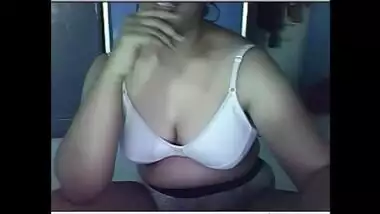 Indian with natural tits webcam