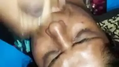 Husband Cum on wife Face