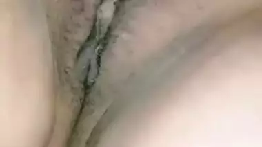 Desi bhabi very hot pussy