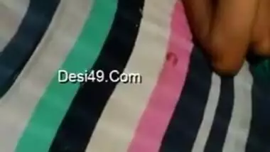 Desi boy lies on his GF and tries to convince her to have XXX sex