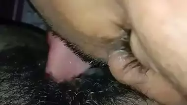 Hairy Indian pussy licking MMS video