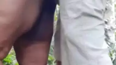 BIG ASS WIFE doggy in JUNGLE Risky OUTDOOR