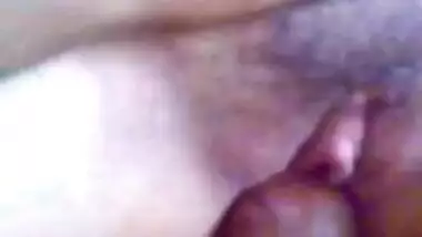 Village aunty getting her pussy drilled