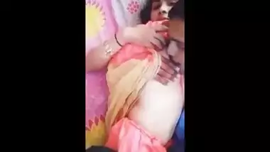 Desi aunty porn video with hubby’s friend