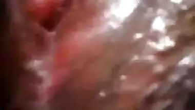 Desi girl showing her pink pussy hole