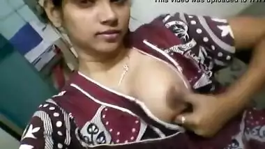 Hot gal scones show MMS selfie movie scene