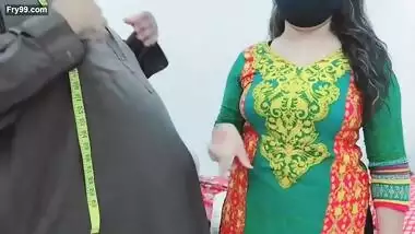 XXX Desi Village Girl Body Measurement Took By Her Tailor In Sexy Ways Than Fucked In All Holes With Clear Hindi Audio