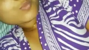 Desi girl nude selfie videos 3