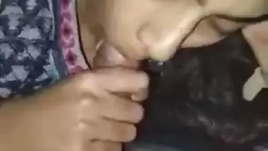 Punjabi girl sucking dick of manager for job