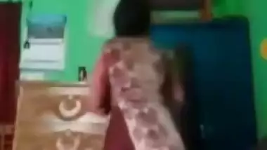 Today Exclusive- Cute Bangla Girl Shows Nude Body And Dancing Part 2