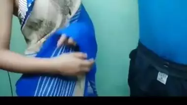 Indian Desi Bhabhi Ki Chudai Kari Paise Dekar Bhabhi Ki Gaand Chudai